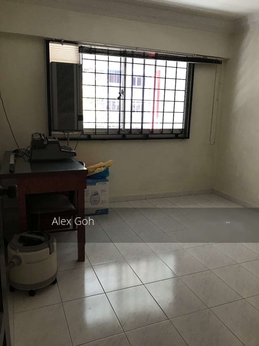Blk 889 Tampines Street 81 (Tampines), HDB Executive #145729992